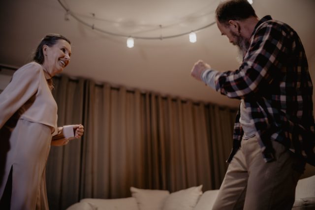 Małe rzeczy, duże znaczenie – 10 sposobów na poprawę codziennego życia osoby starszej